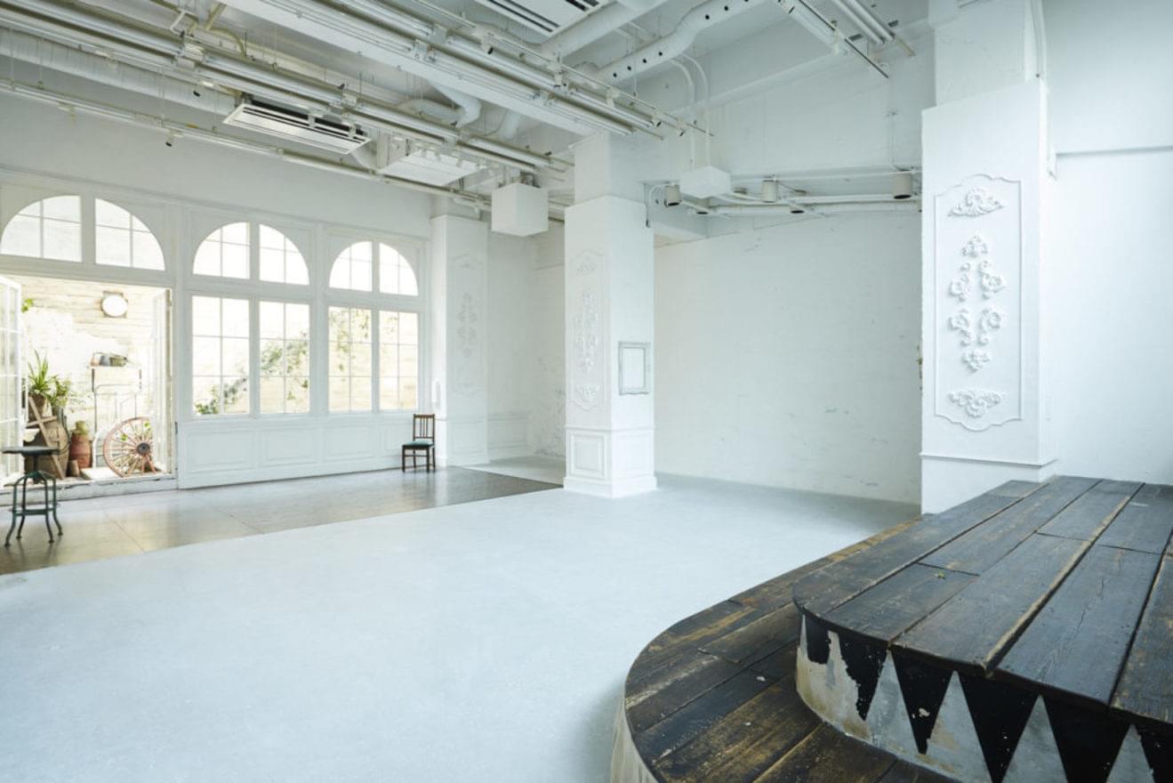 都内とは思えない静かで開放的な空間