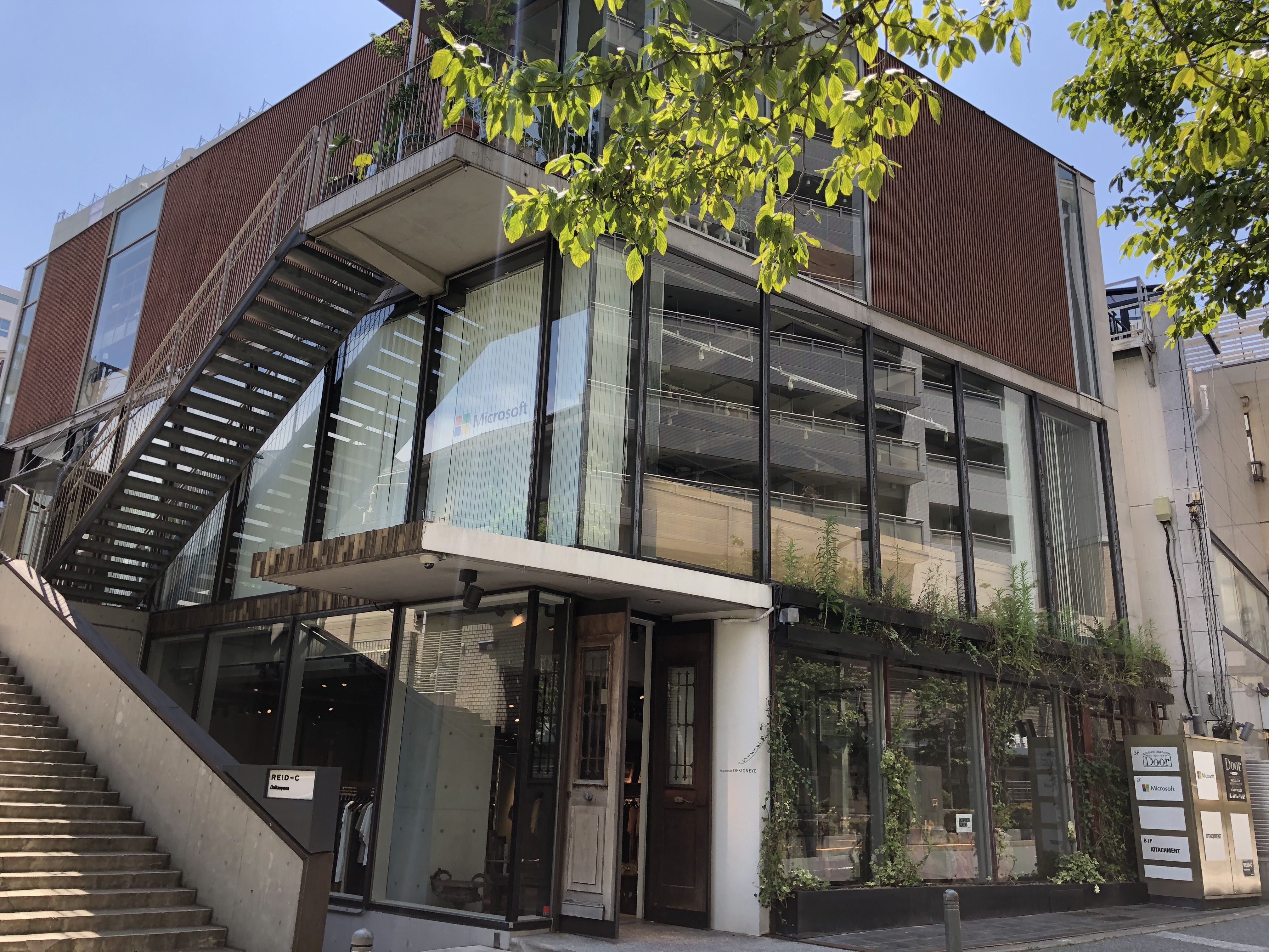 リピート利用が多い、展示会や個展におすすめのレンタルスペース