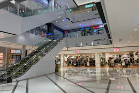 【イオンモール川口】1F イーストコート