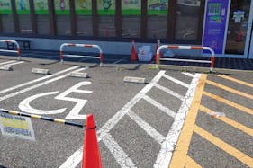 【ダイナム栃木大田原店ゆったり館】キッチンカーや各種プロモーションイベントに最適なアミューズメント施設のイベントスペース