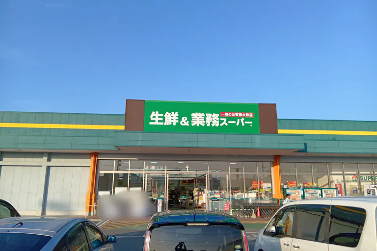 【HIヒロセスーパーコンボ嘉島上島店】プロモーションイベントに最適なホームセンターの食品側風除室内のスペースの画像3