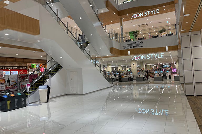 【イオンモール川口】1F ウエストコートの画像1