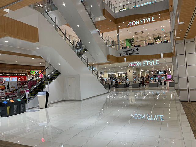 【イオンモール川口】1F ウエストコート