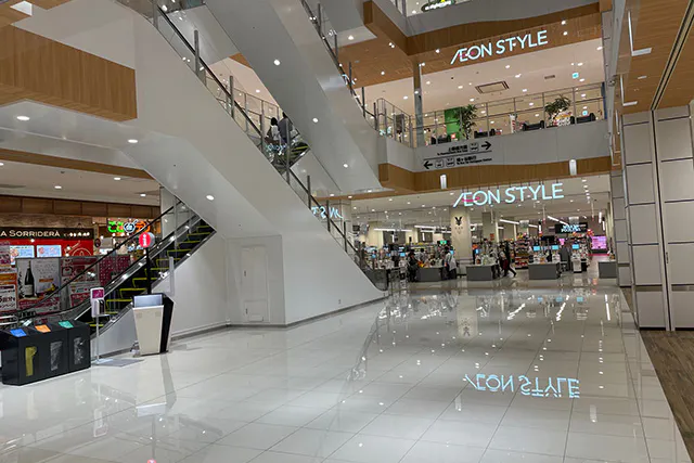 【イオンモール川口】1F ウエストコート