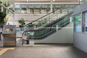 【経堂コルティ】経堂コルティ1階OX入口横