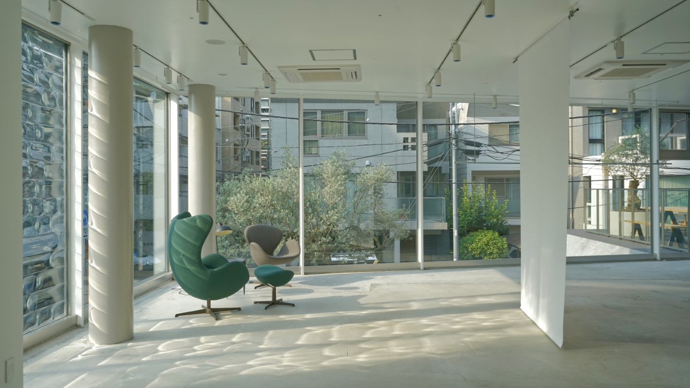 【表参道駅6分】アパレルの展示会やポップアップストア、撮影に最適な広く空間を使えるイベントスペース