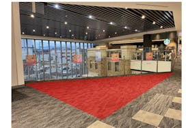 【イオンモール松本】晴庭2F インフォメーション横きらめきコート側三角地帯