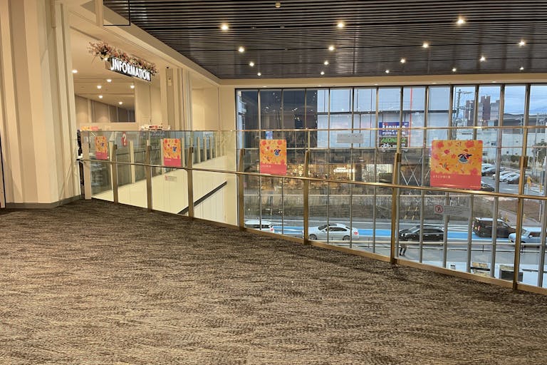 【イオンモール松本】晴庭2F インフォメーション横きらめきコート側三角地帯の画像2