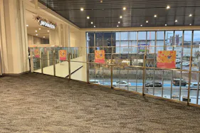 【イオンモール松本】晴庭2F インフォメーション横きらめきコート側三角地帯