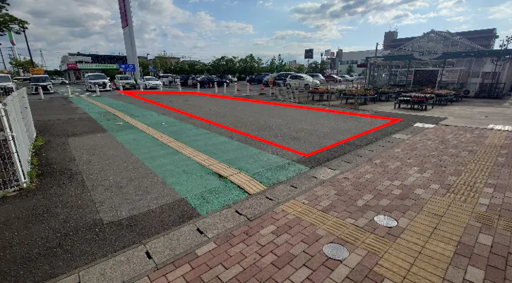 【イオン古川】正面入口前 キッチンカー出店に最適なスーパー店外催事イベントスペース