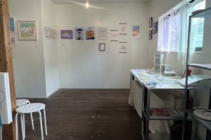 【天神橋筋六丁目駅5分】展示会やポップアップストアに最適な白を基調とした木の温もりが感じられるレンタルスペース