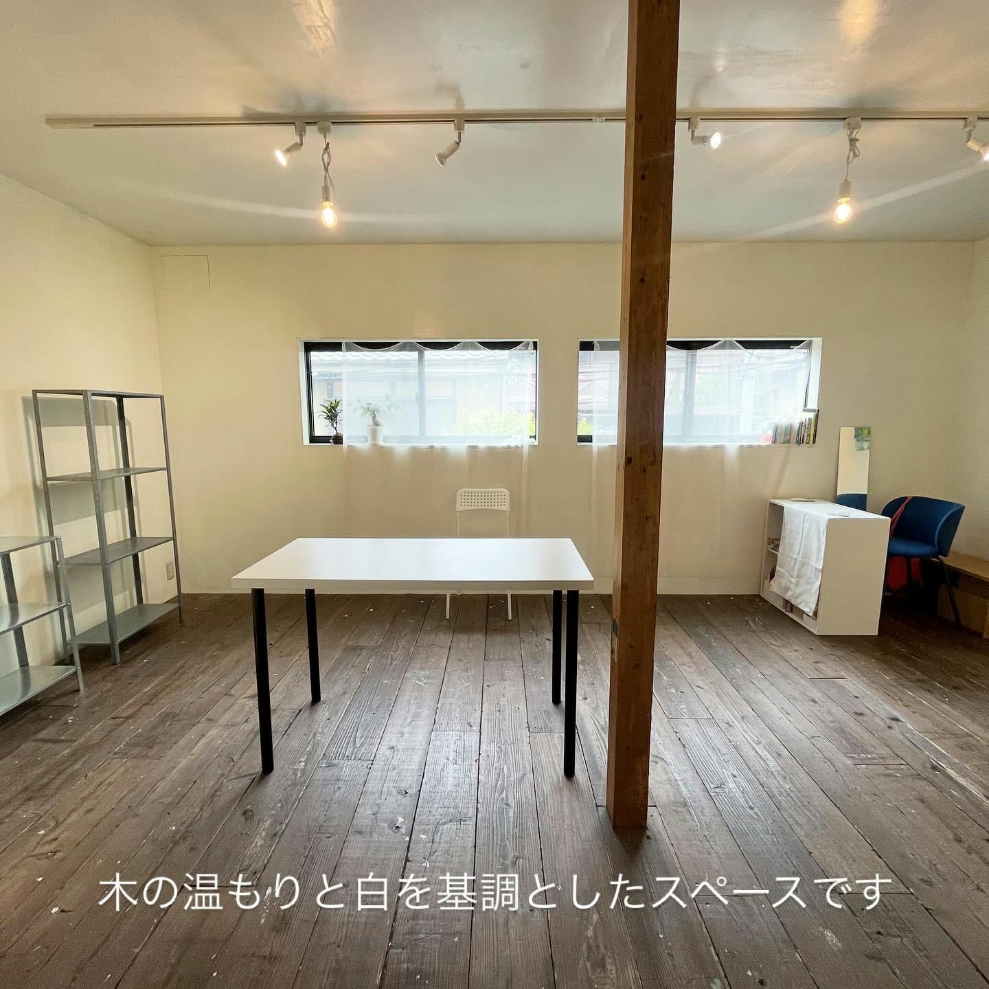 【天神橋筋六丁目駅5分】展示会やポップアップストアに最適な白を基調とした木の温もりが感じられるレンタルスペースの画像