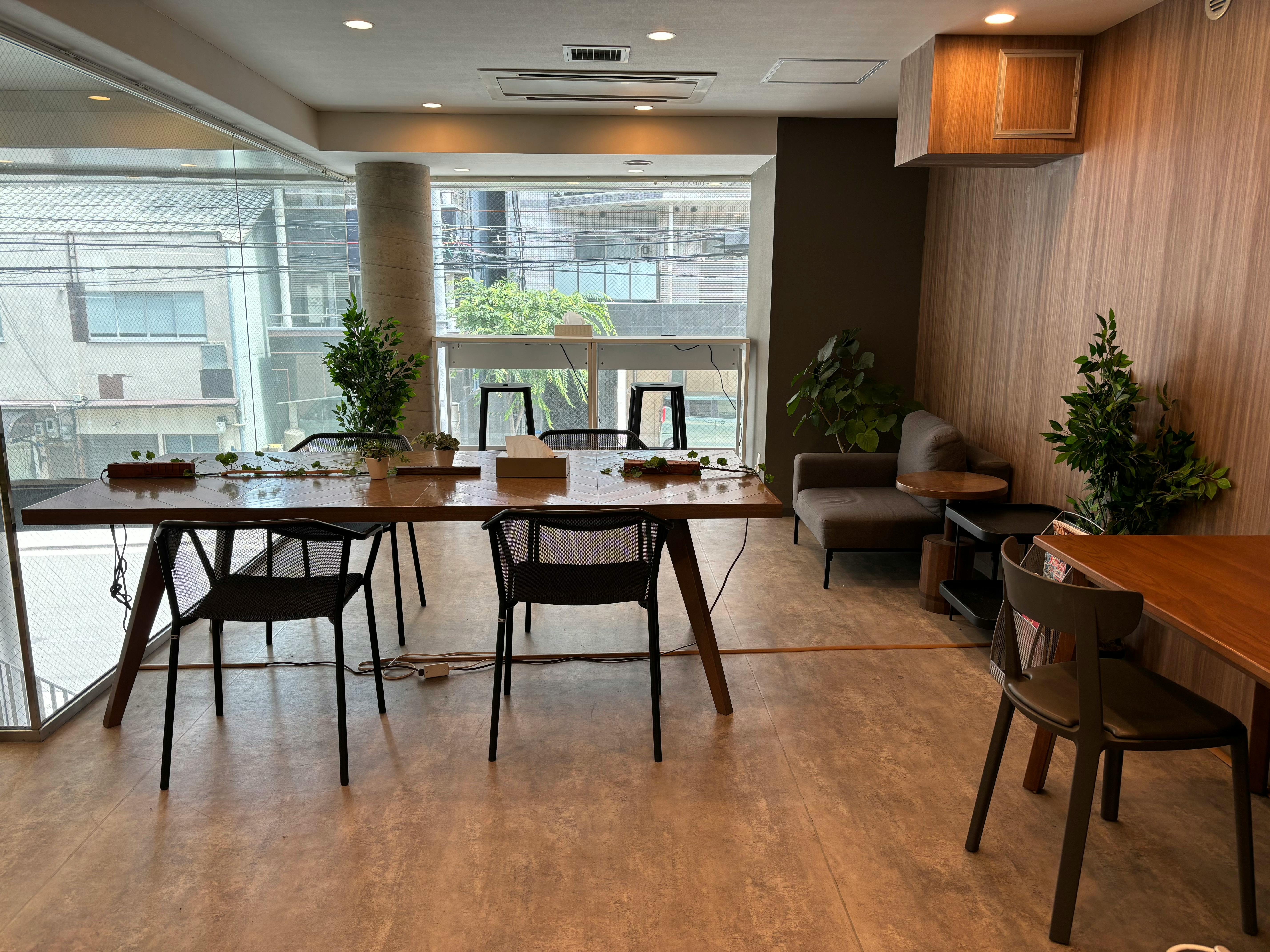 【堺筋本町9分】仕事や勉強の利用に最適なコワーキングスペース