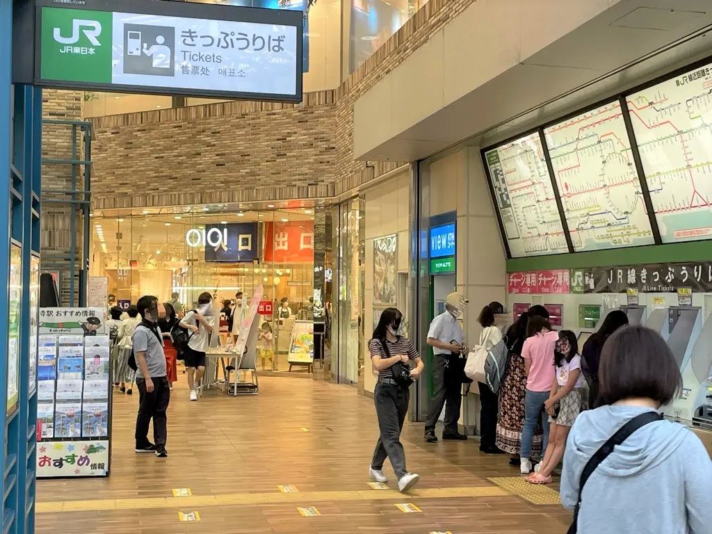 【国分寺マルイ】1階 カレンダリウムF03【食物販・物販】国分寺駅改札から徒歩1分。駅直結でガラス張りで外からも視認性抜群です。テーマ・企画型のイベントに最適です。