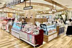 【国分寺マルイ】1階 カレンダリウムF03【食物販・物販】国分寺駅改札から徒歩1分。駅直結でガラス張りで外からも視認性抜群です。テーマ・企画型のイベントに最適です。