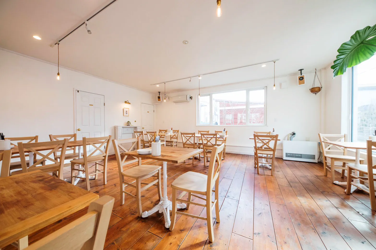 【南郷通7丁目駅3分】温かみのある路面1Fのレンタルスタジオ・イベントスペース｜moncozy studio