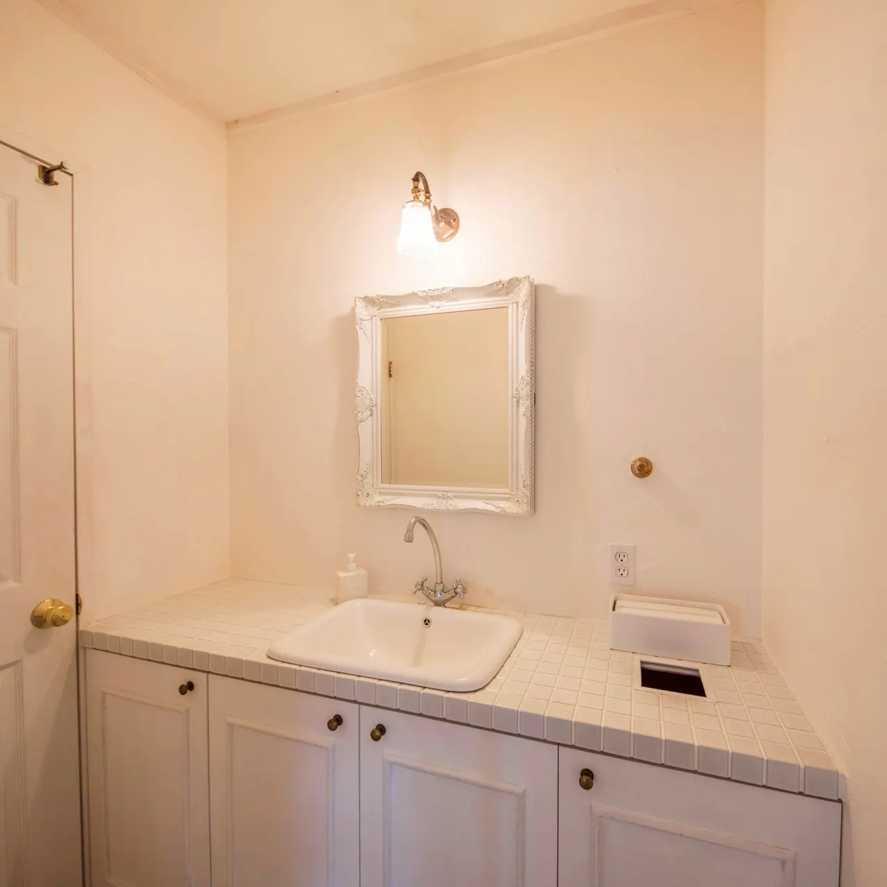 【南郷通7丁目駅3分】温かみのある路面1Fのレンタルスタジオ・イベントスペース｜moncozy studio