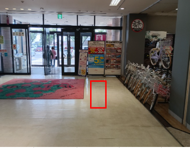 【イオン江釣子店】南側入口 販促プロモーションに最適なスーパー店内催事イベントスペース