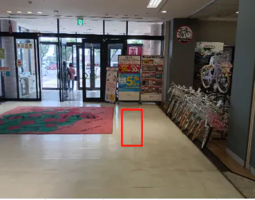 【イオン江釣子店】南側入口 販促プロモーションに最適なスーパー店内催事イベントスペース