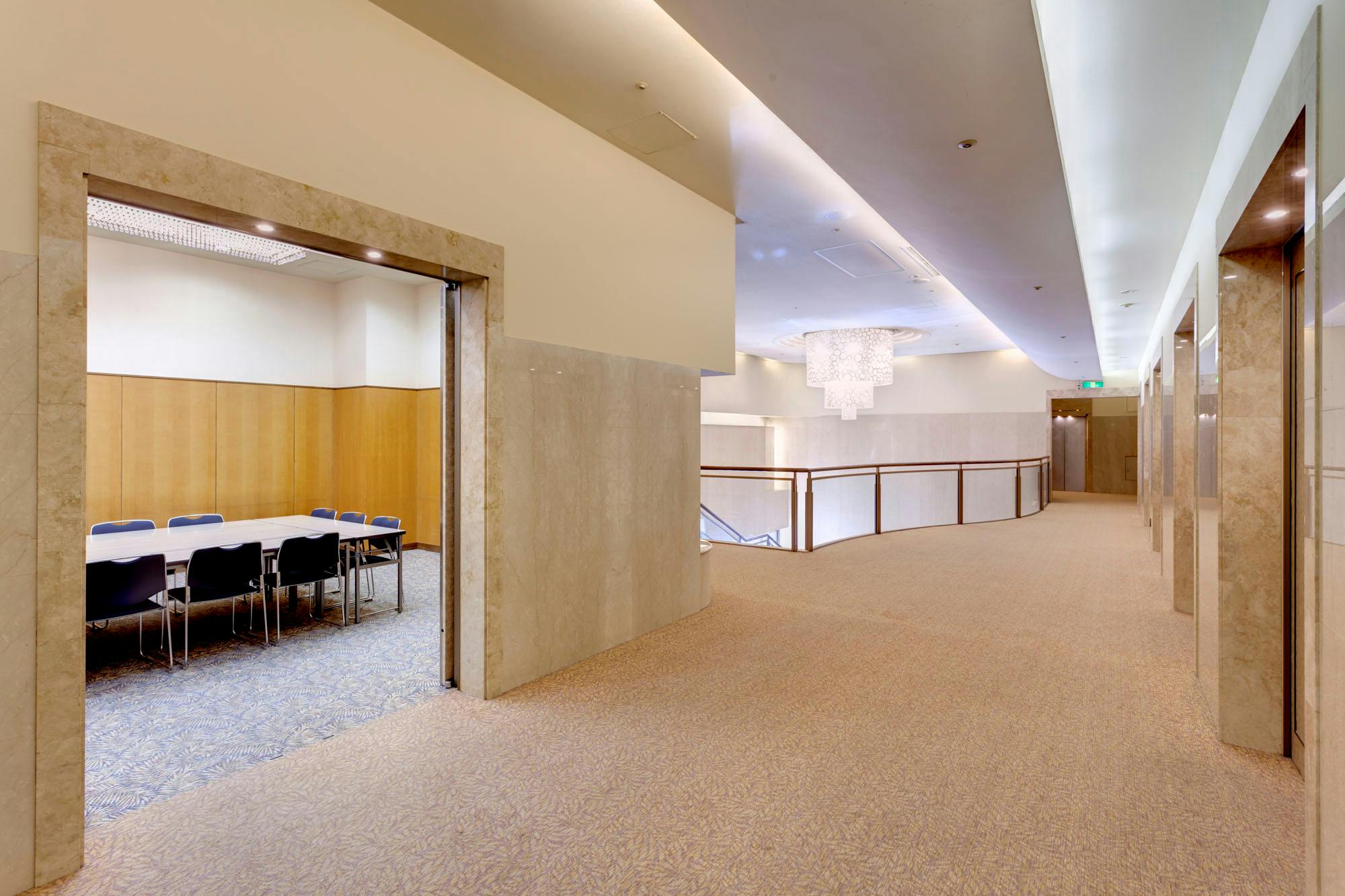 【銀座駅2分】大型展示会や製品発表会、イベントに適した各式高い重機持ち込み可能なスペース