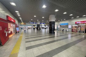 【アミュプラザ小倉】 西館1階西館1階コンコース(キングベリー前)