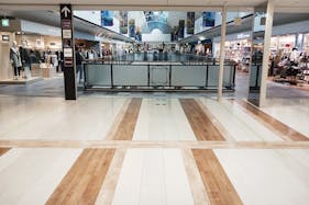 【イオンモール下田】カネイリ横広場