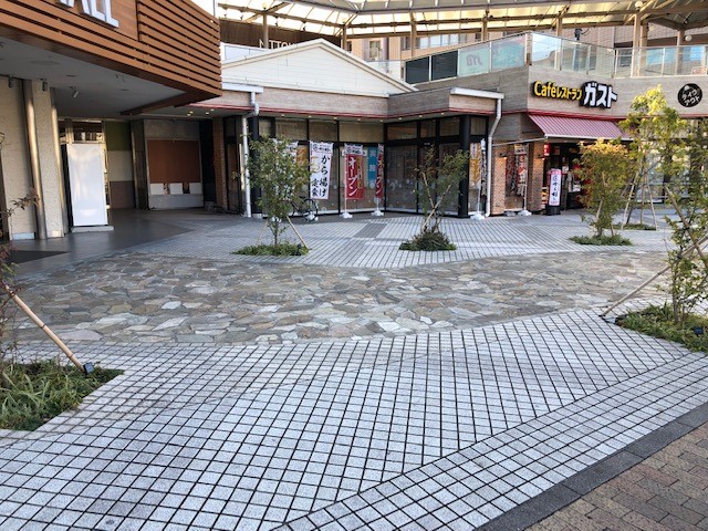 【ニットーモール】プロモーションイベントや物販利用が可能、商業施設の1F屋外イベントスペースの画像4