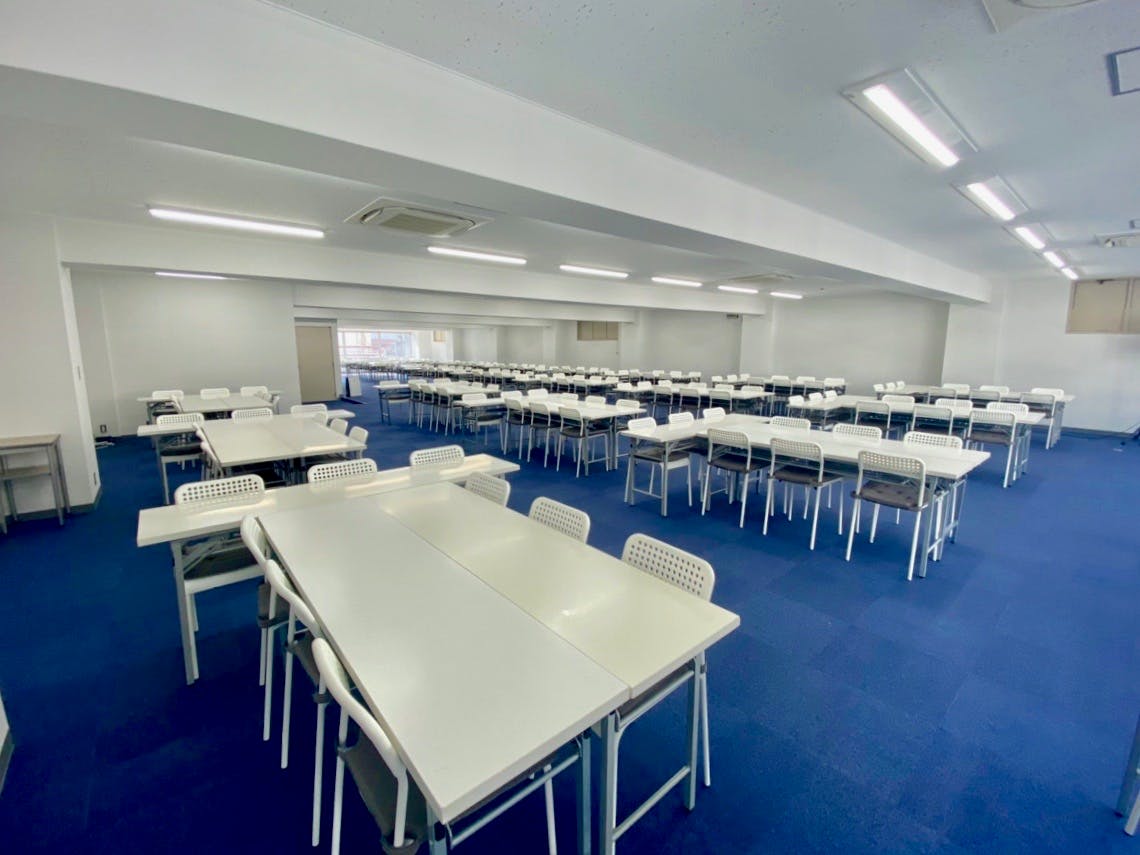 【神田駅5分】招待制の製品PR会や受注販売会に適した300名程度収容可能なレンタルスペース