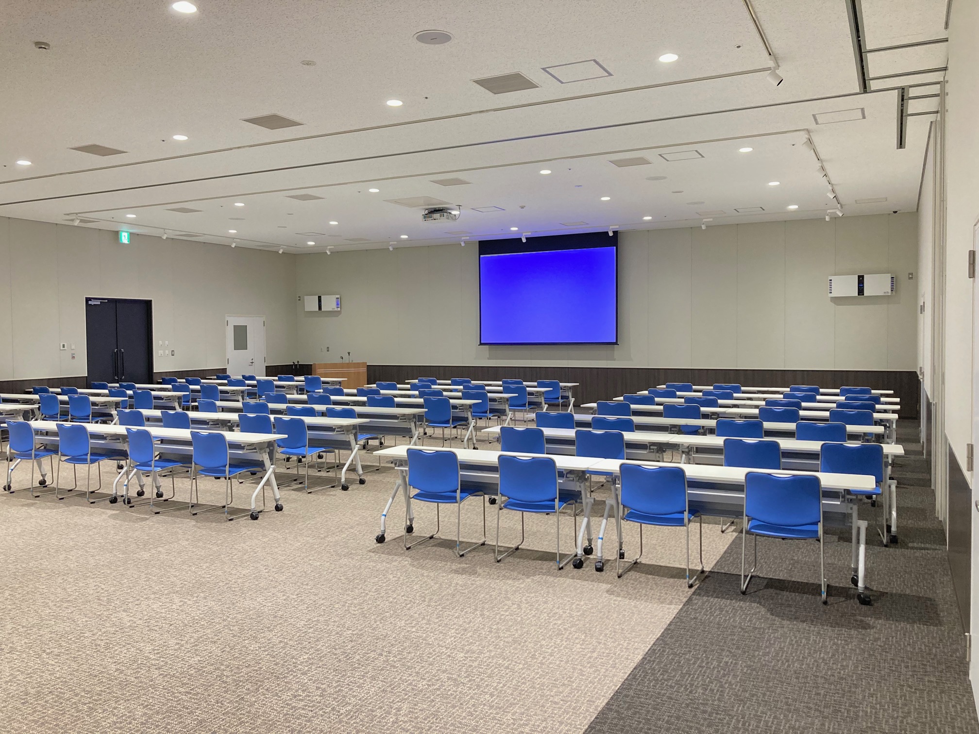 【イオンモール新利府】３階 イオンホール