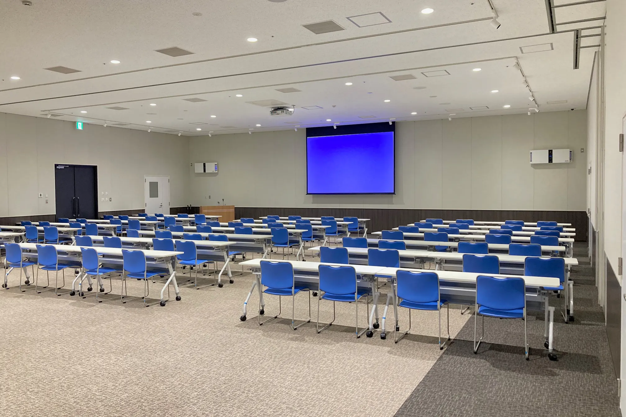 【イオンモール新利府】3階 イオンホール