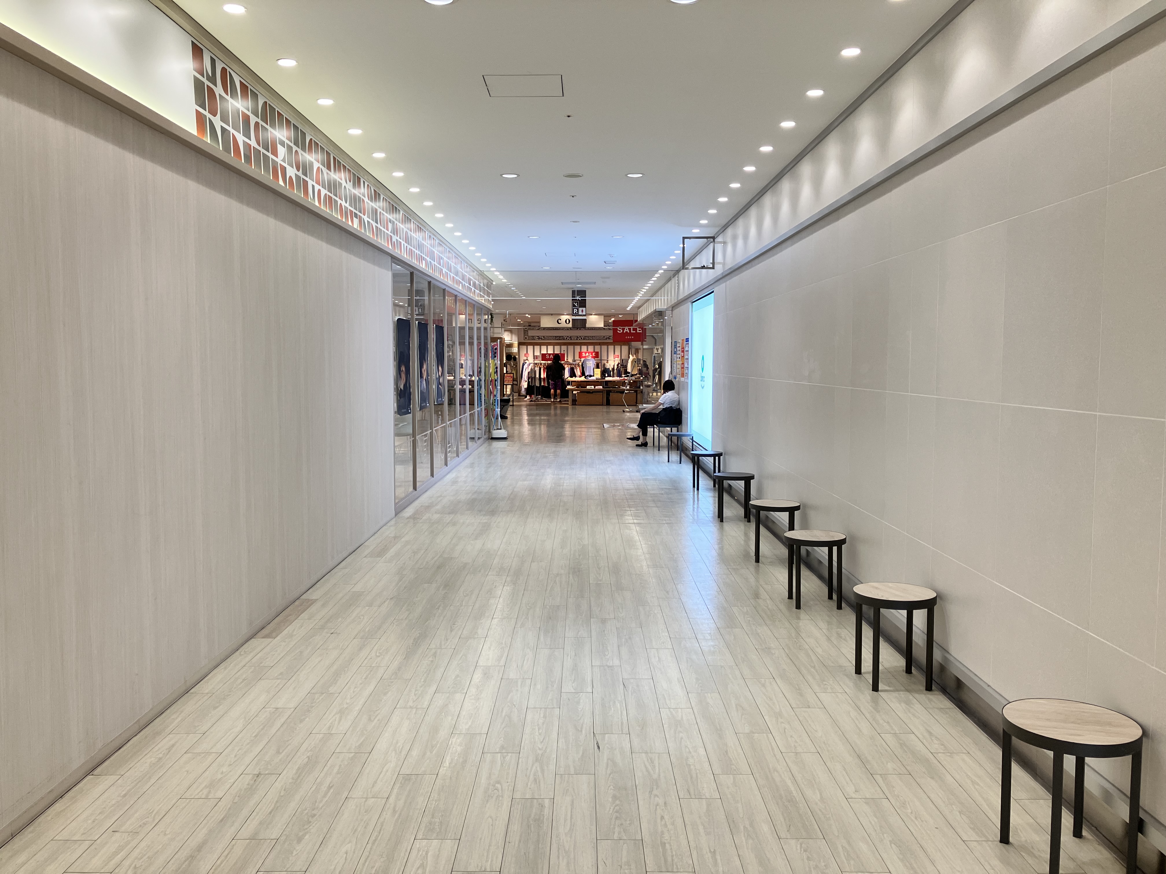 【ボーノ相模大野ショッピングセンター】3階共用通路　物販、食物販のポップアップストアや販促プロモーションに最適な催事イベントスペース