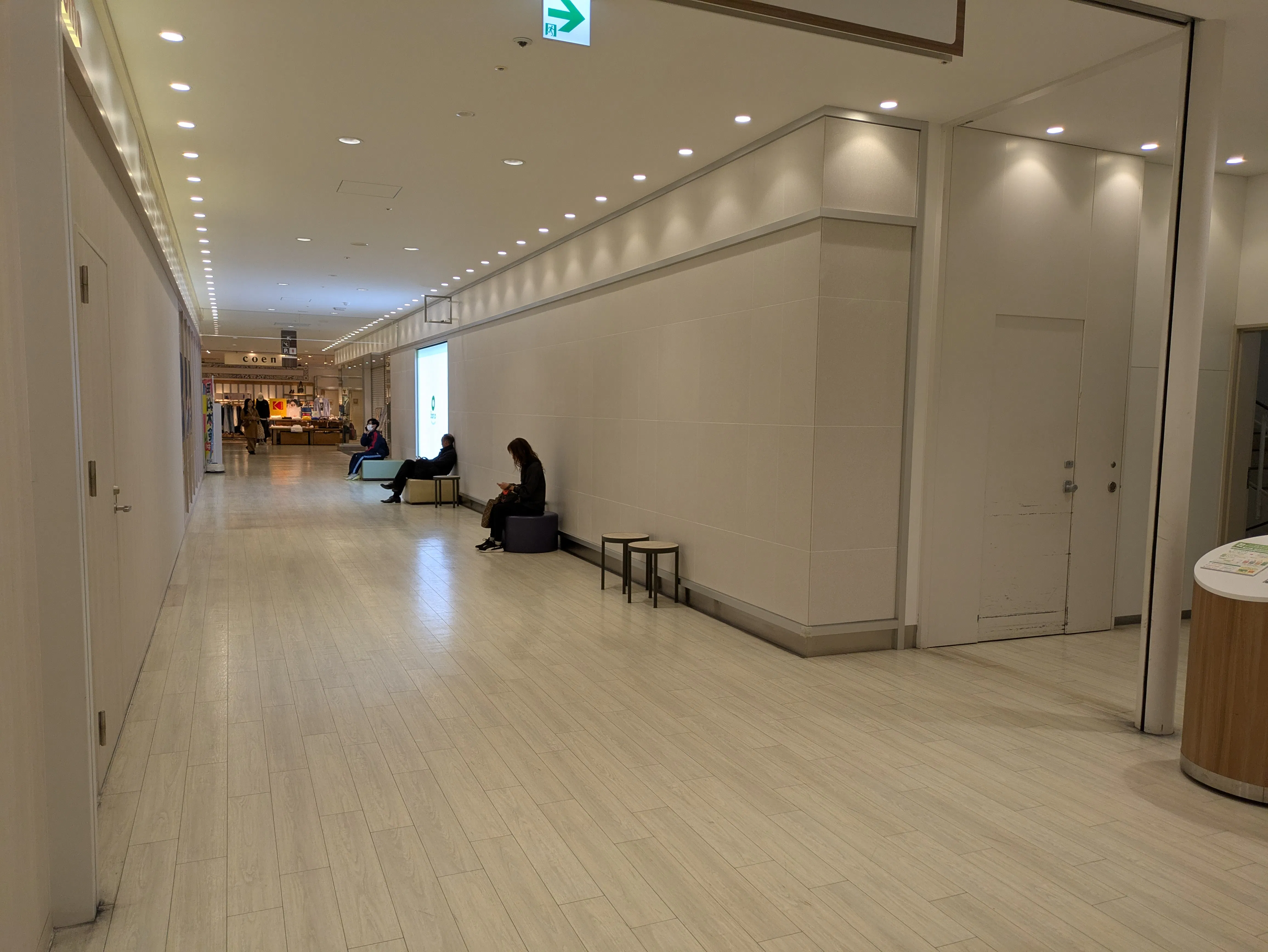 【ボーノ相模大野ショッピングセンター】3階共用通路　物販、食物販のポップアップストアや販促プロモーションに最適な催事イベントスペース