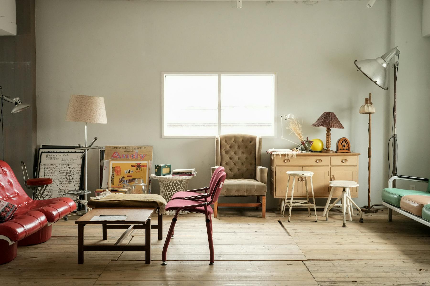 【神楽坂駅4分】撮影やアパレル展示会に最適な自然光採光のレンタルスタジオ（メインスタジオ＋屋上）