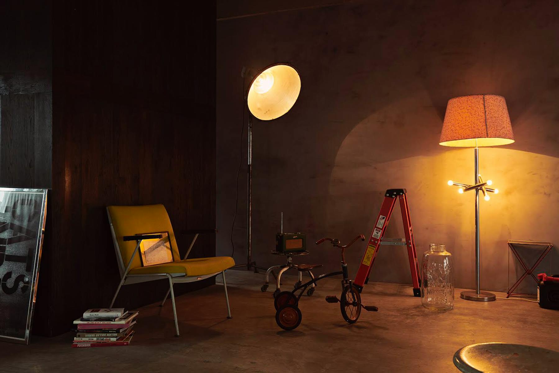 【神楽坂駅4分】撮影やアパレル展示会に最適な自然光採光のレンタルスタジオ（メインスタジオ＋屋上）