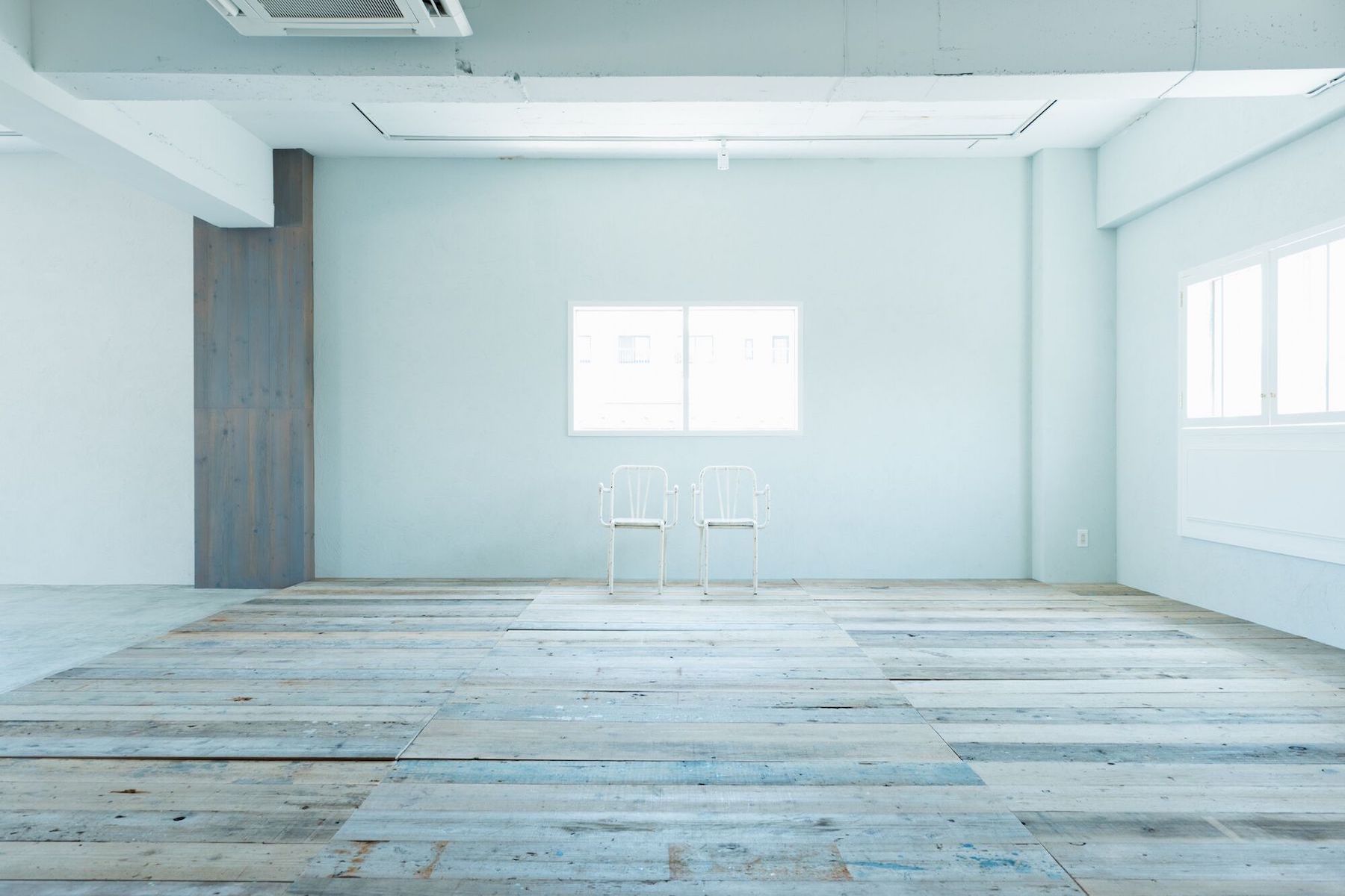 【神楽坂駅4分】撮影やアパレル展示会に最適な自然光採光のレンタルスタジオ（メインスタジオ＋屋上）