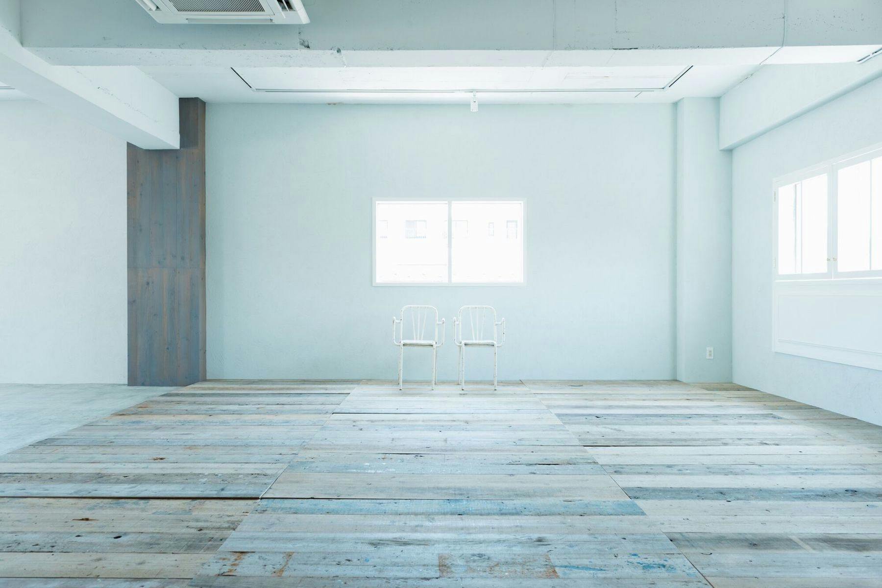 【神楽坂駅4分】撮影やアパレル展示会に最適な自然光採光のレンタルスタジオ（メインスタジオ＋屋上）