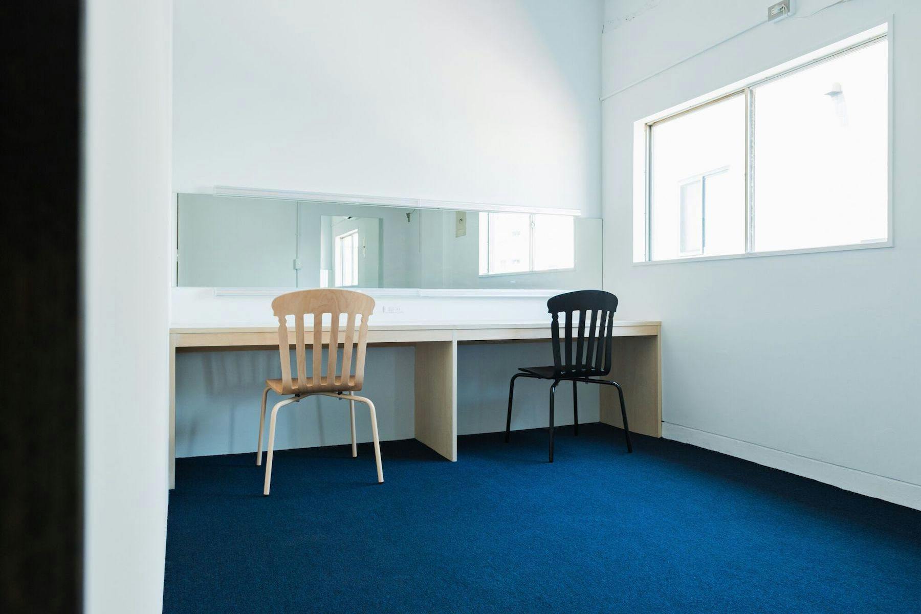 【神楽坂駅4分】撮影やアパレル展示会に最適な自然光採光のレンタルスタジオ（メインスタジオ＋屋上）