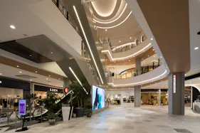 【イオンモール Nagoya Noritake Garden】1F センターコート