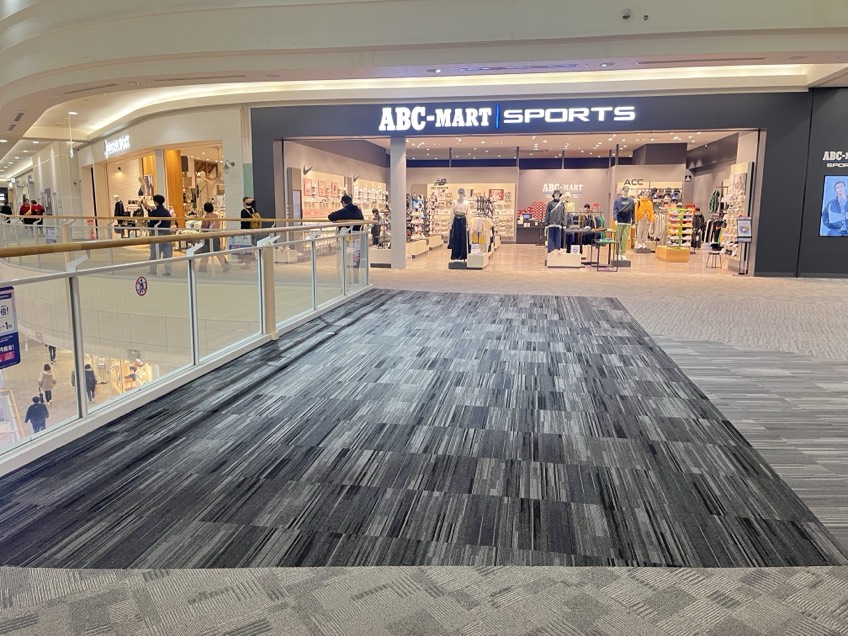 【イオンモール橿原】中央ブリッジサウス（ABC-MART前）