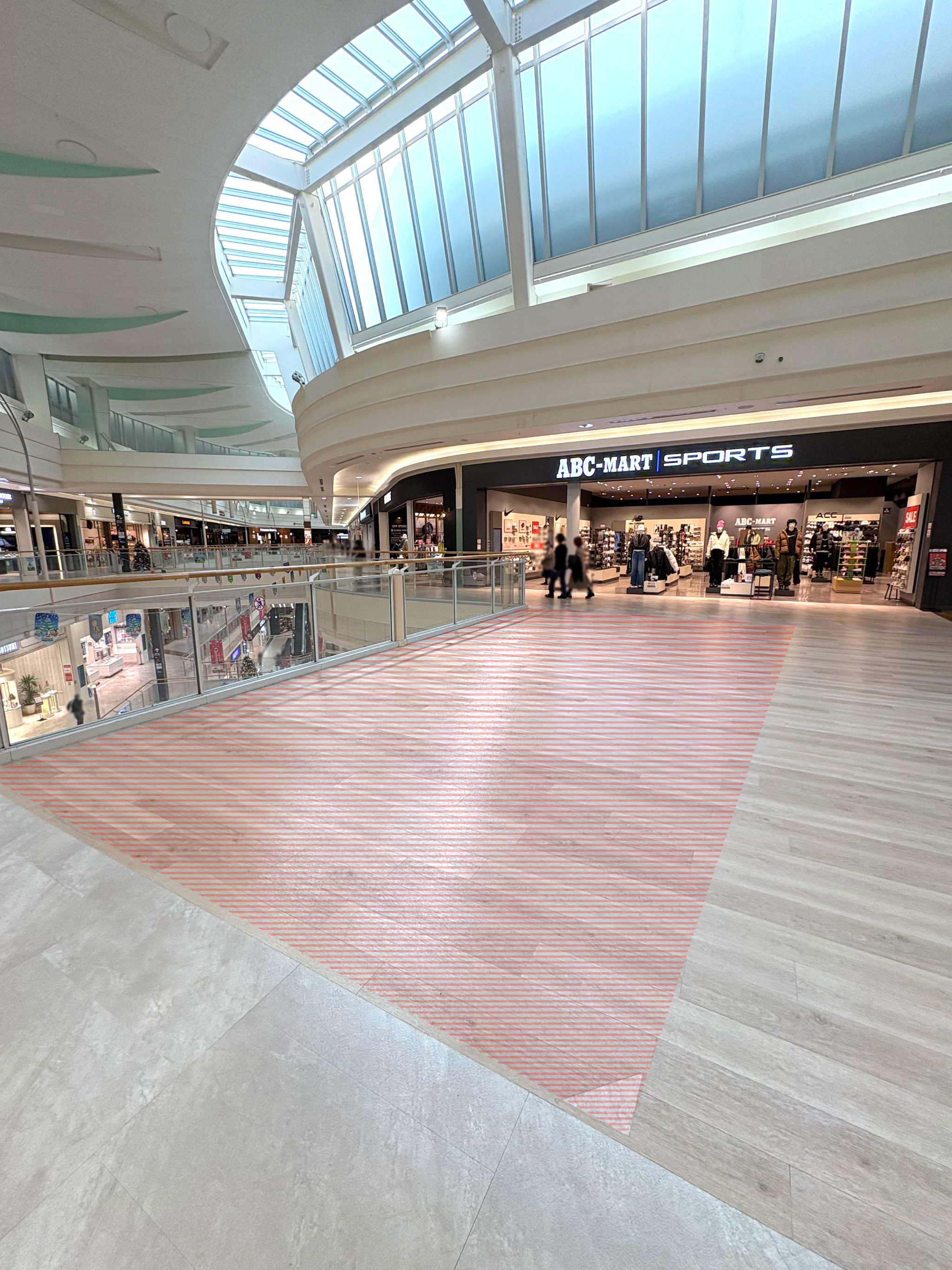 【イオンモール橿原】中央ブリッジサウス（ABC-MART前）