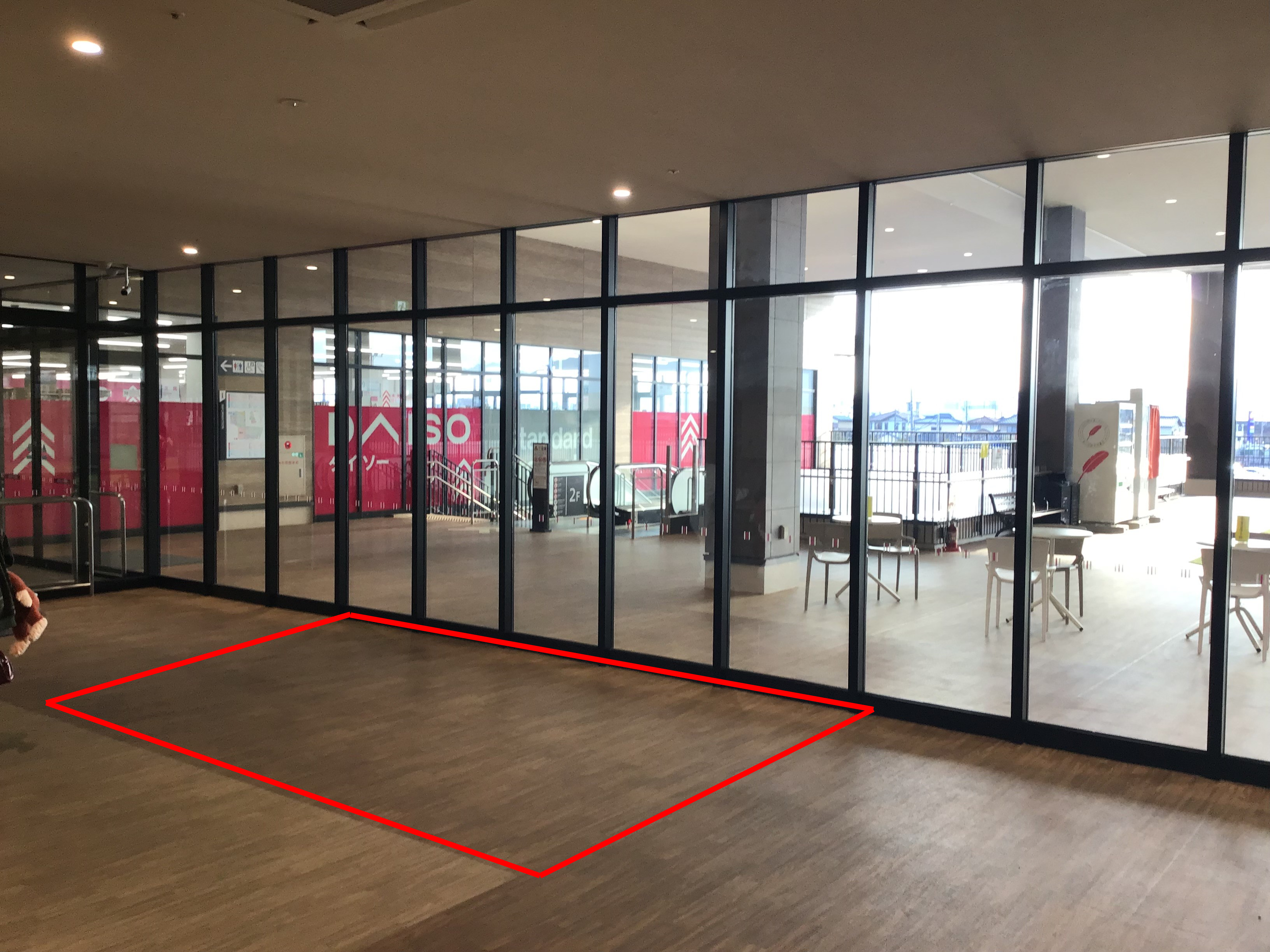 【イオンタウン松阪船江】販促プロモーションや物販に最適！人通りの多いB棟2階ラウンジスペース