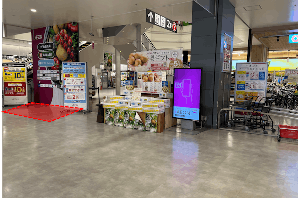 【イオン海浜幕張】物販、食物販のポップアップストアやプロモーションに適した視認性の良い1F入口前エスカレーター横のイベントスペース