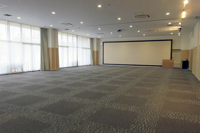 【イオンモール多摩平の森】3F イオンホール