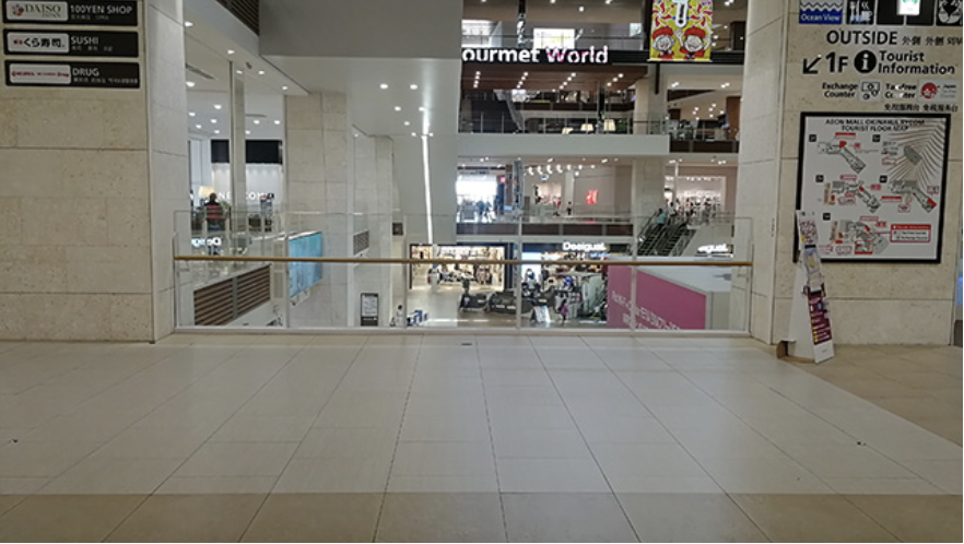 【イオンモール沖縄ライカム】2F アクアEV横（A）