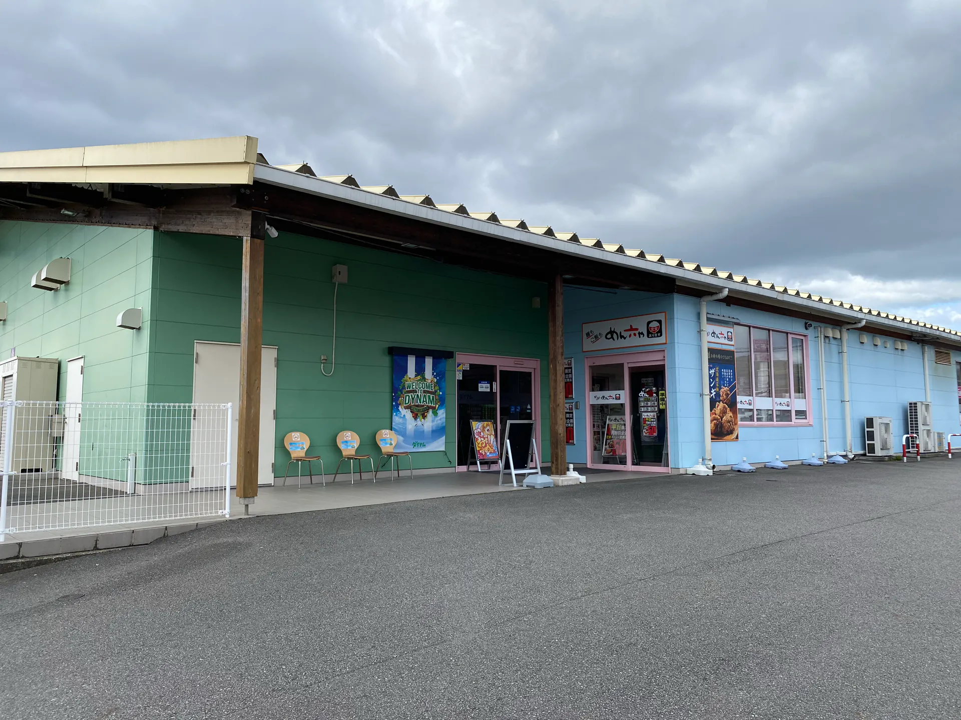 【ダイナム宮崎延岡店ゆったり館】キッチンカー出店やプロモーションに最適なアミューズメント施設のイベントスペース②