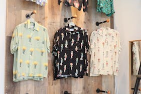 【渋谷駅8分】アパレルのポップアップストア、展示会に適した代官山、桜丘、鉢山に囲まれた高級住宅が立ち並ぶエリアに位置するカフェ内イベントスペース(部分貸し)