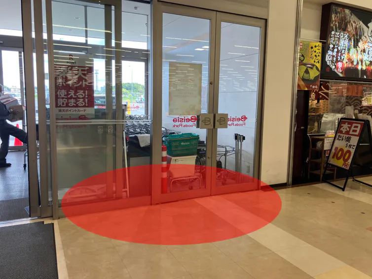 【ベイシア ちば古市場店】食品入口前スペース 販促プロモーションに最適なスーパー店内催事イベントスペース