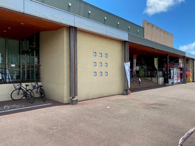 【バリューノア】物販イベントや販促プロモーションイベントに適したスーパーの北側入り口近くの屋外スペース