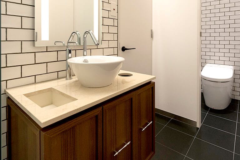 【渋谷駅7分】3面ガラス張り、自然光豊かな10Fイベントスペース