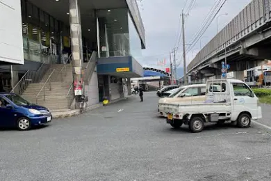 【スーパーセンタートライアル西港店】キッチンカー(調理営業)出店限定/屋外スペース